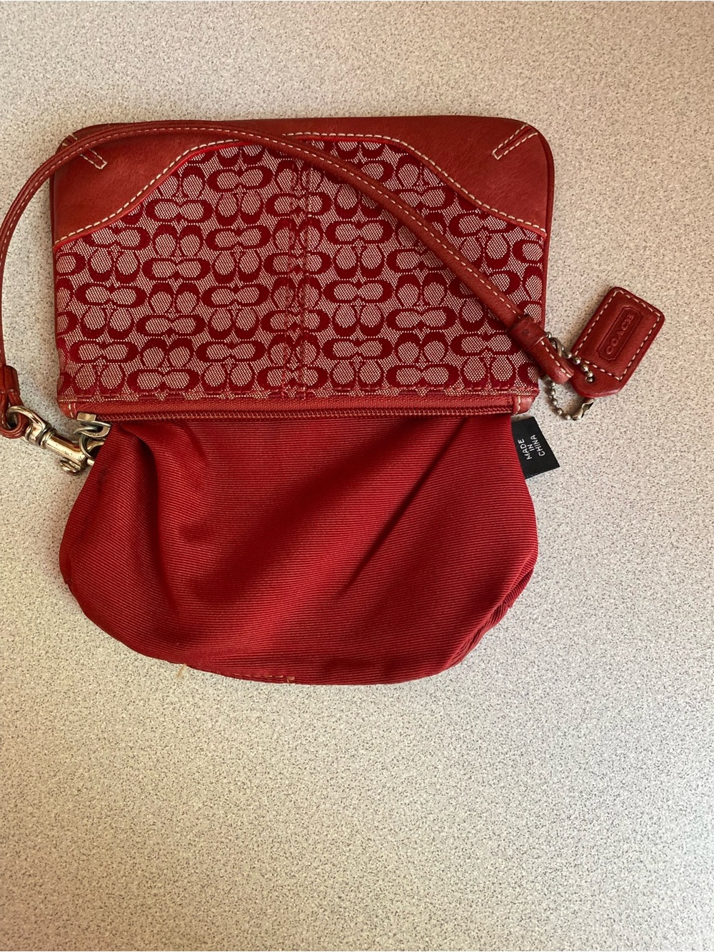 Coach Vintage Signature Soho Wristlet - Picture 10 of 16